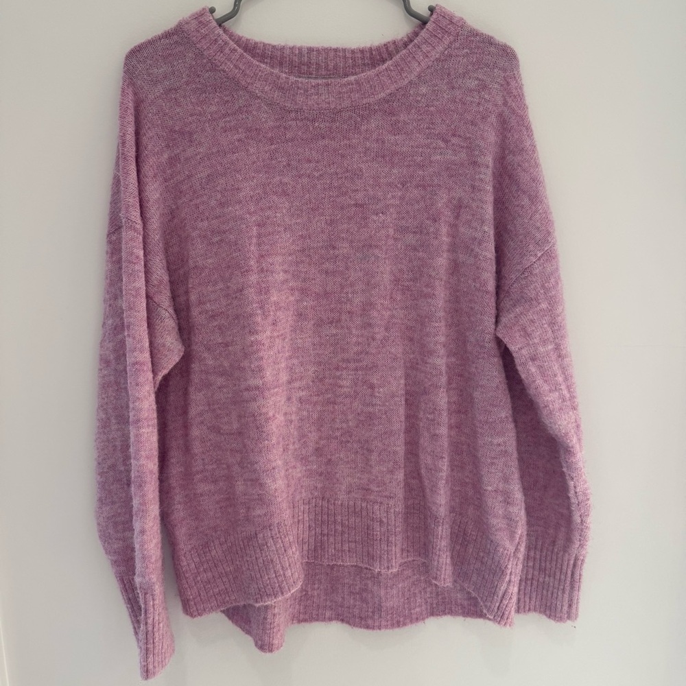 Old navy sweater